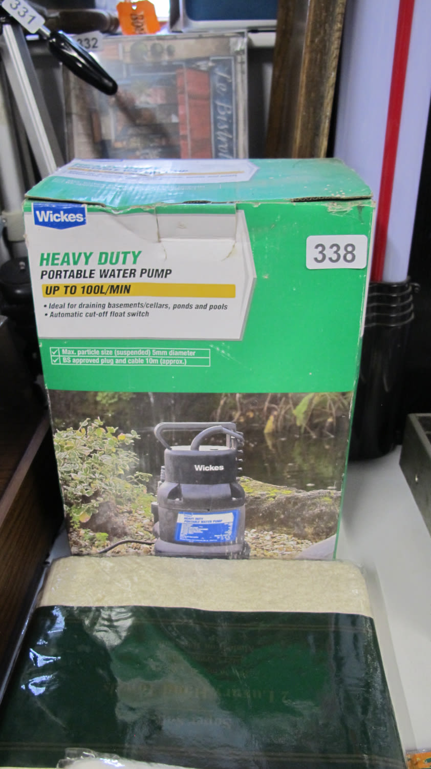 Lot 338: Portable water pump