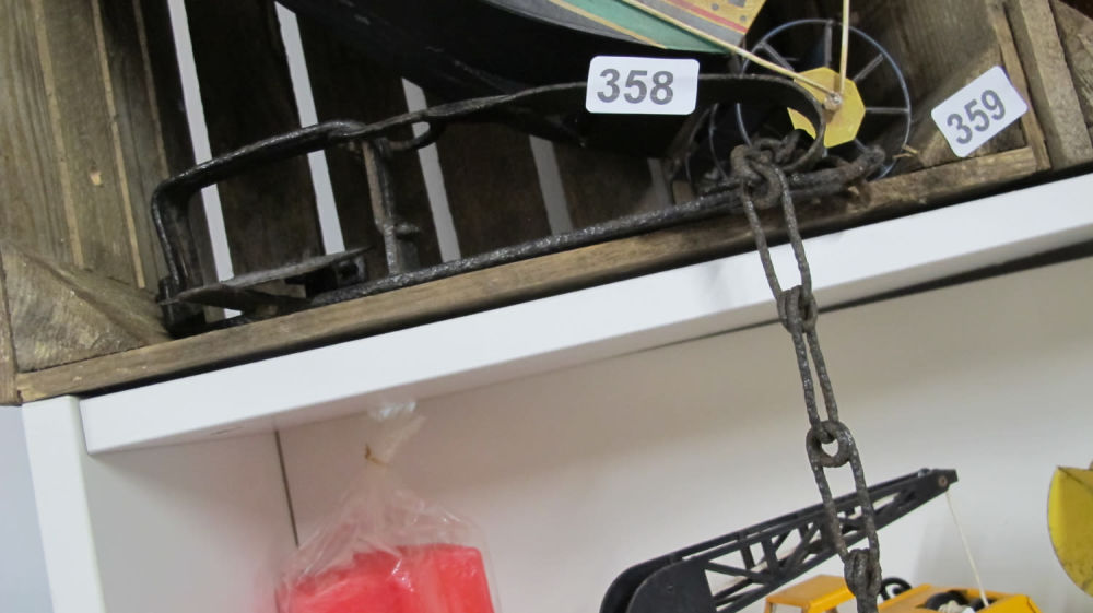 Lot 358: Antique animal trap