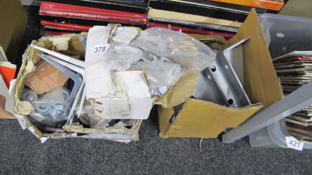 Lot 379: Misc brackets etc