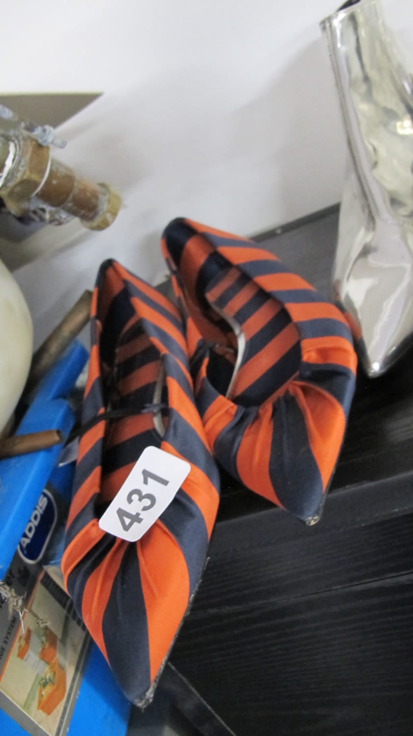 Lot 431: Snazzy shoes ideal for halloween