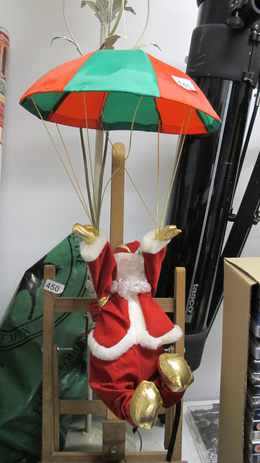 Lot 449: Flying santa