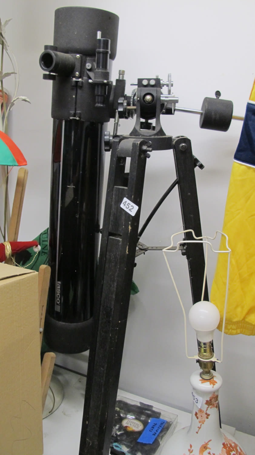 Lot 452: Tasco celestial telescope