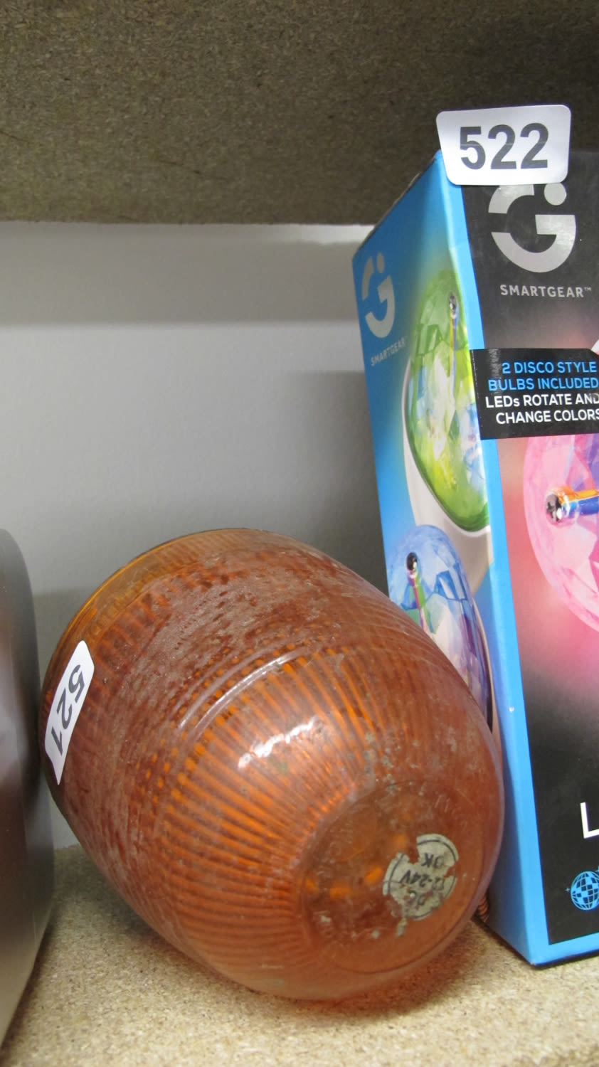 Lot 521: Orange flashing light