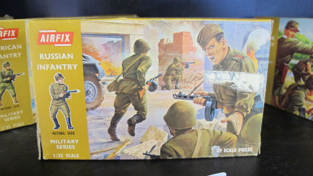 Lot 645: Airfix Russian Infantry