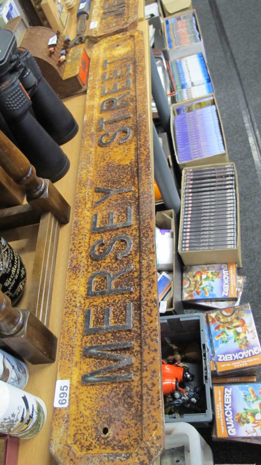 Lot 695: Mersey Street metal street sign