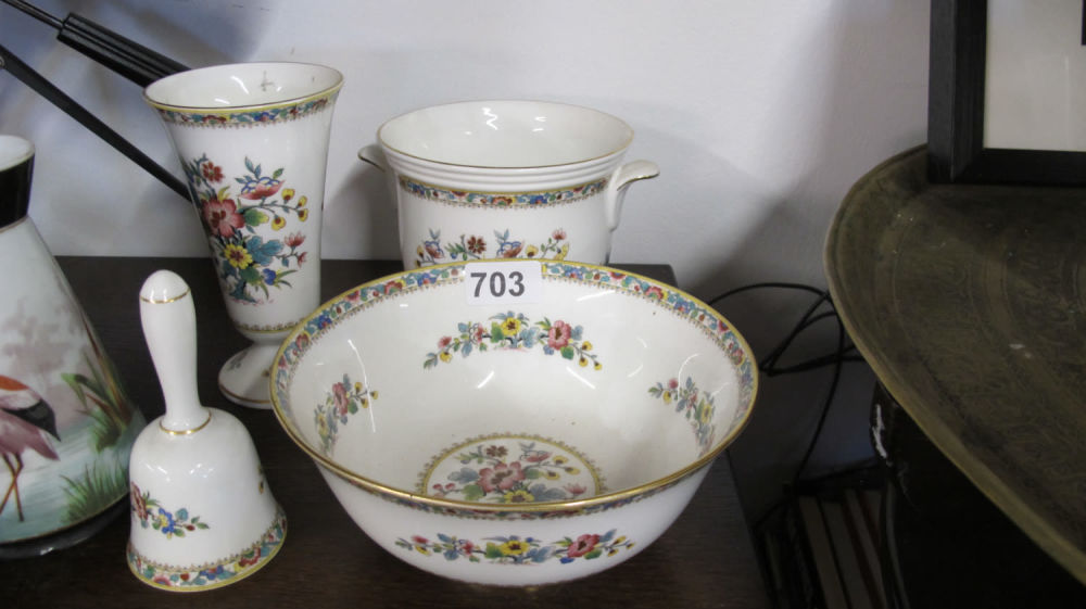 Lot 703: Qty of Coalport ceramics