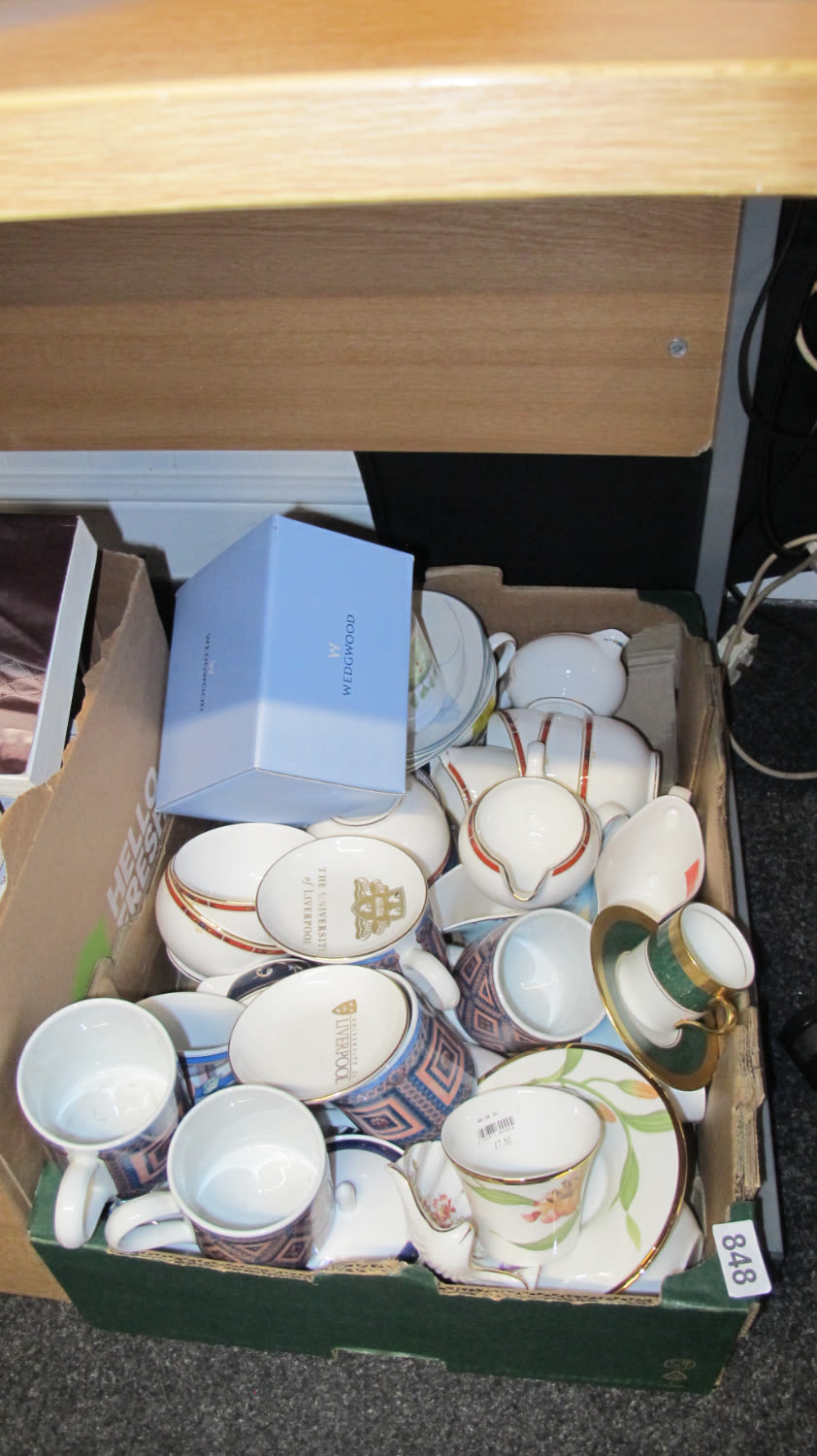 Lot 848: Box of crockery