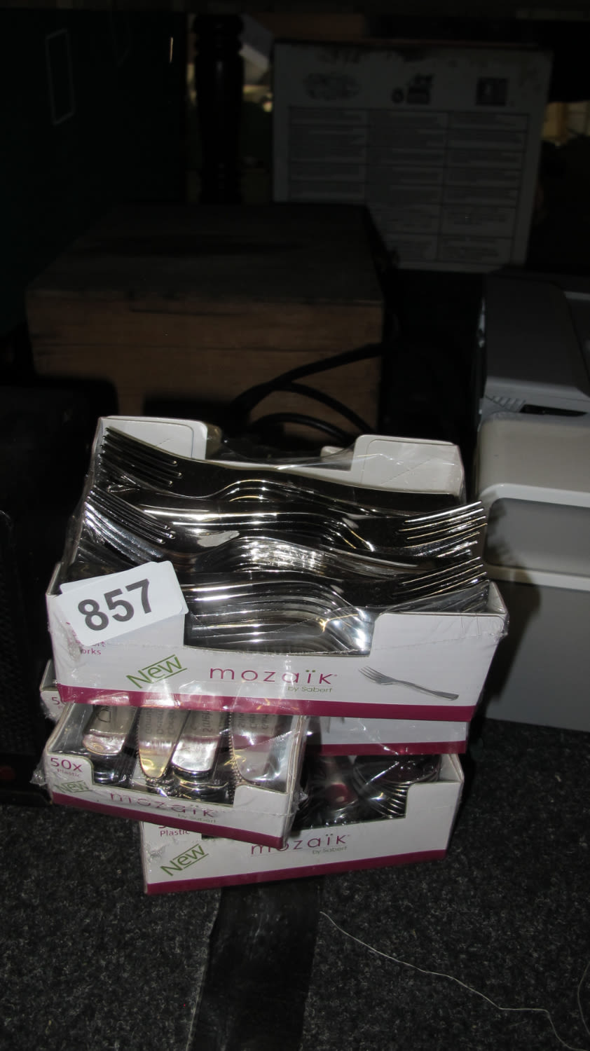 Lot 857: New cutlery