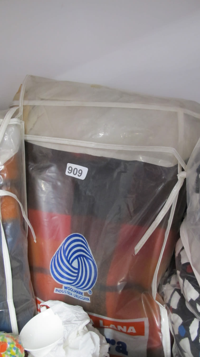 Lot 909: Wool blanket