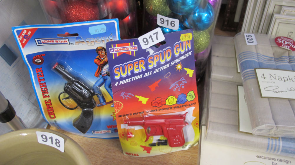 Lot 917: Cap gun and spud gun