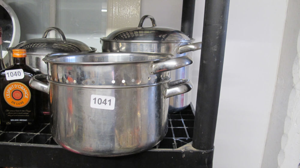 Lot 1041: stainless pans