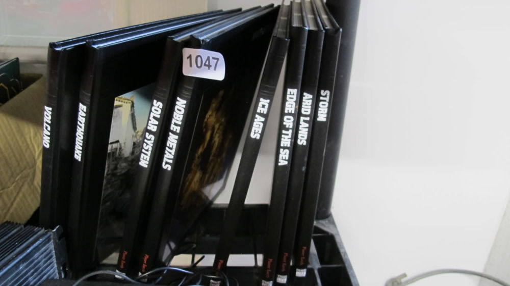 Lot 1047: Geophysics books