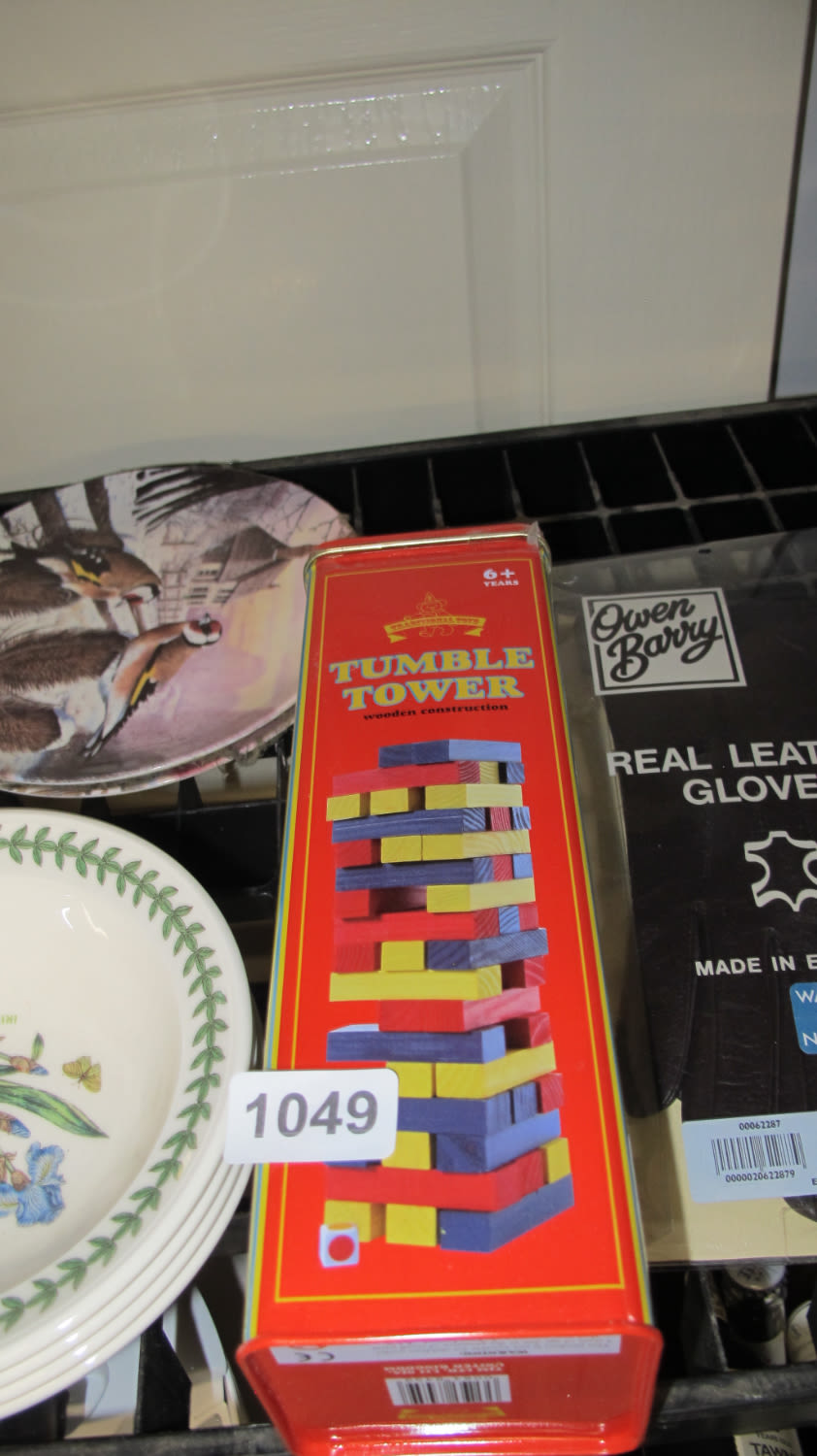 Lot 1049: tumble tower game