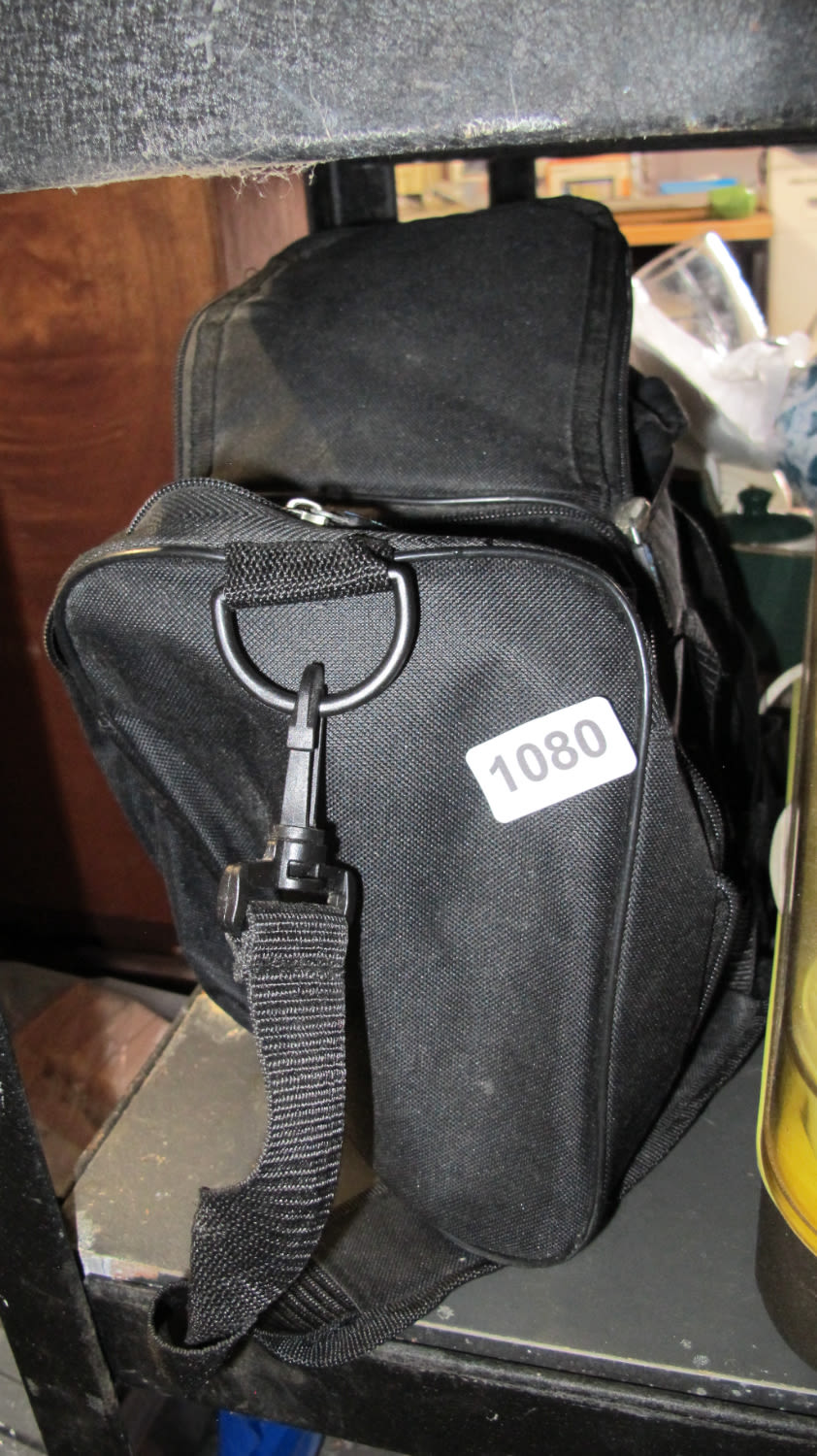 Lot 1080: Camera bag
