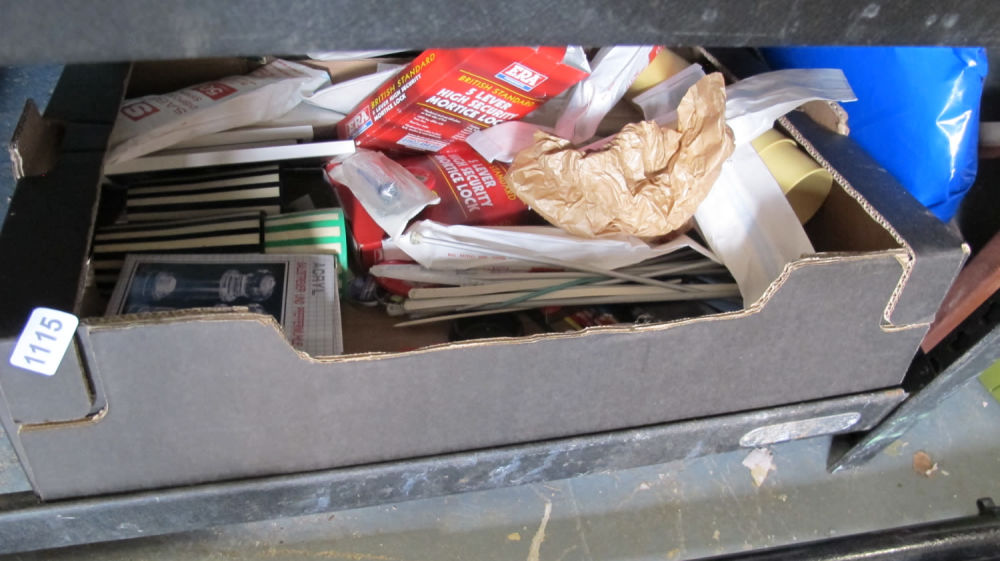 Lot 1115: box of misc