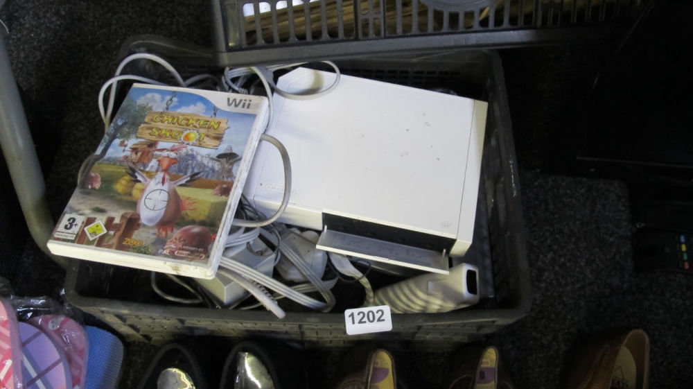 Lot 1202: Nintendo Wii etc