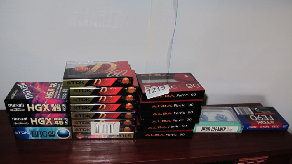 Lot 1215: Qty of tapes