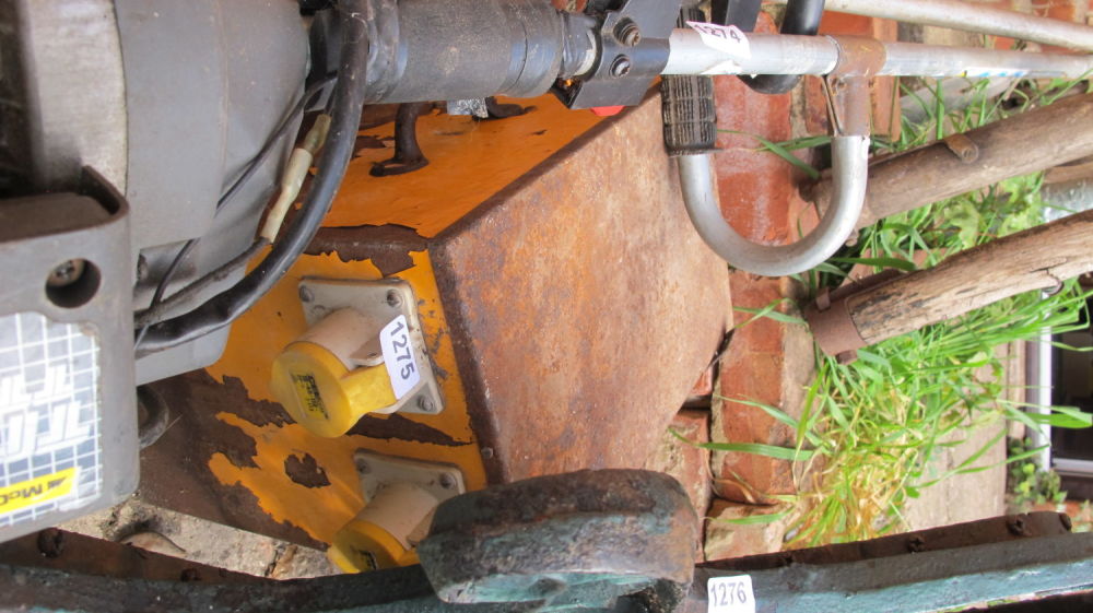 Lot 1275: 110v transformer