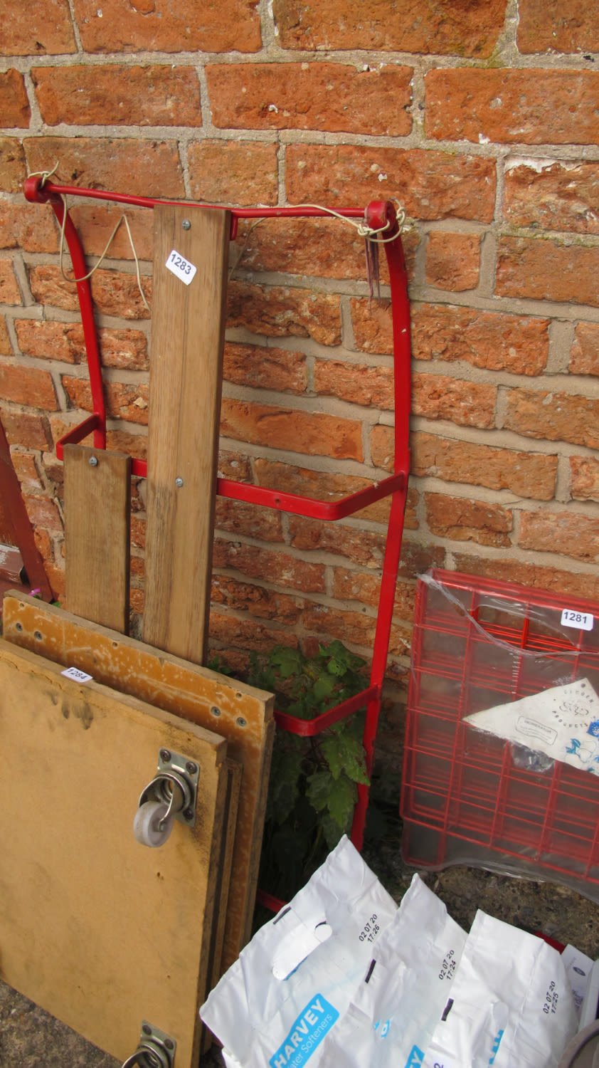 Lot 1283: Sledge