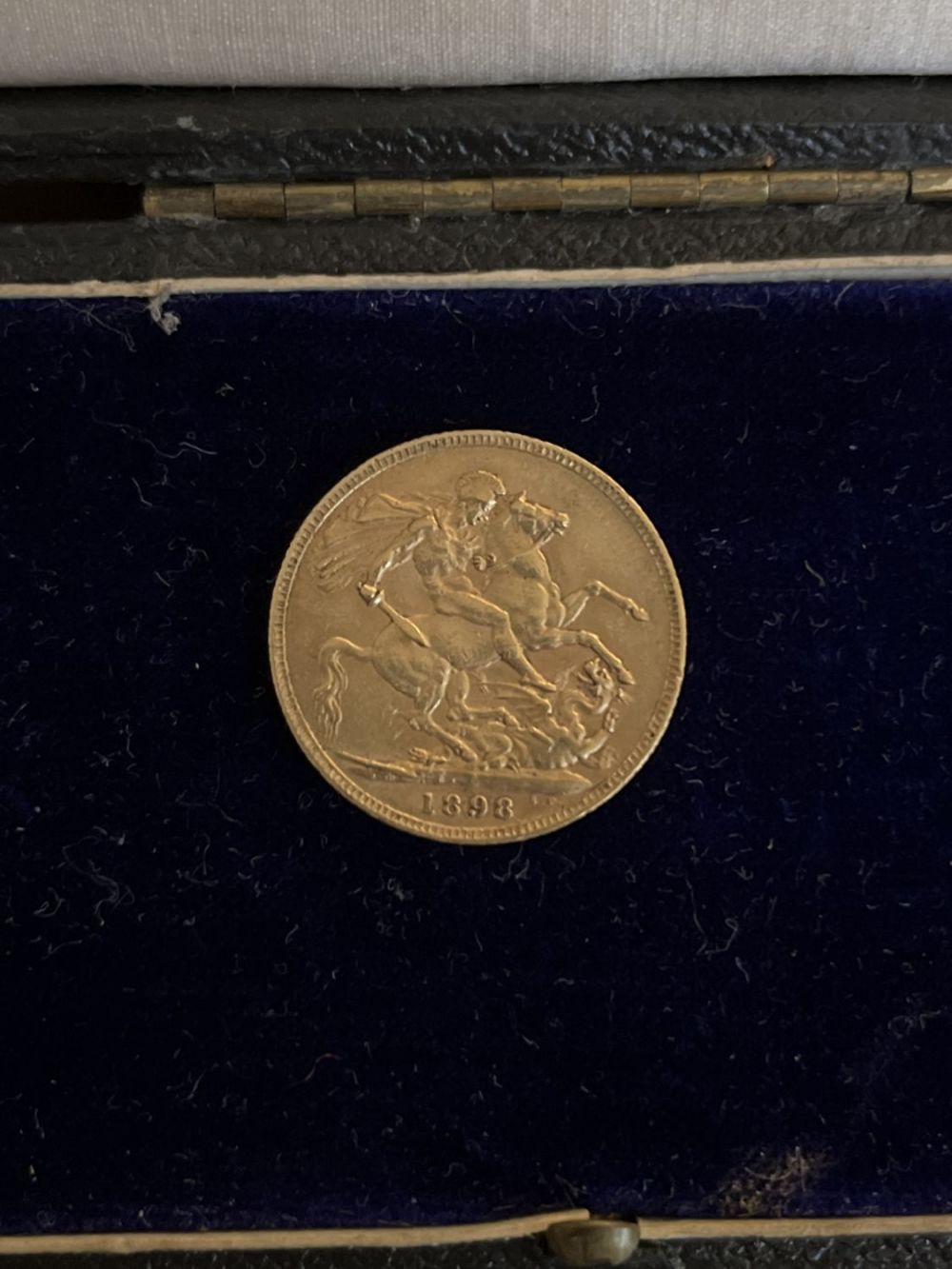 Lot 95b: 1898 Full gold Sovereign