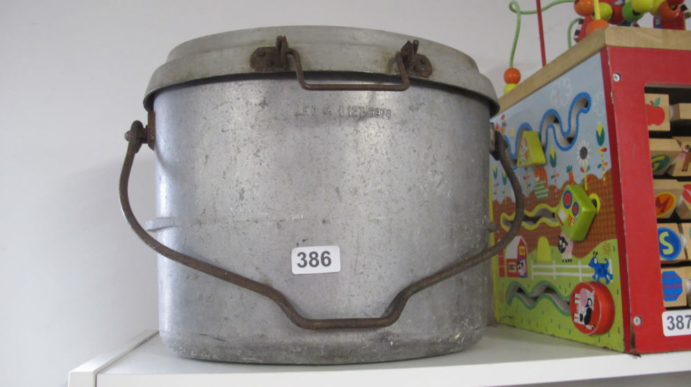 Lot 386: vintage Hanging pan