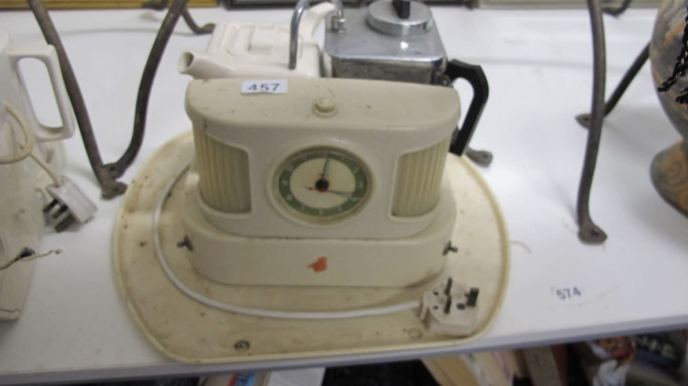 Lot 457: vintage teas maid
