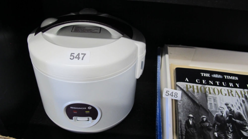 Lot 547: Rice cooker