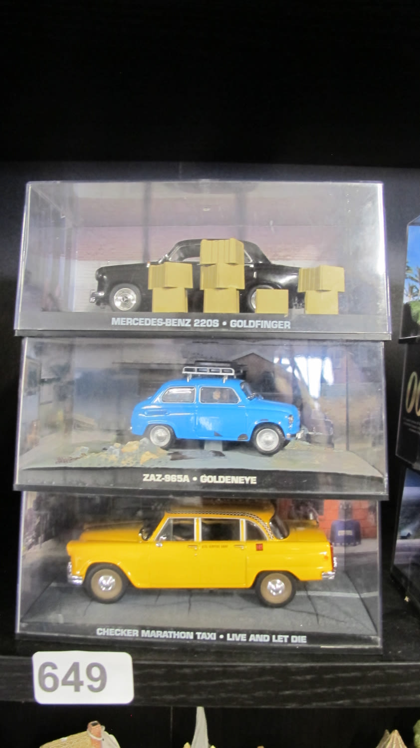 Lot 649: 3 James Bond die cast