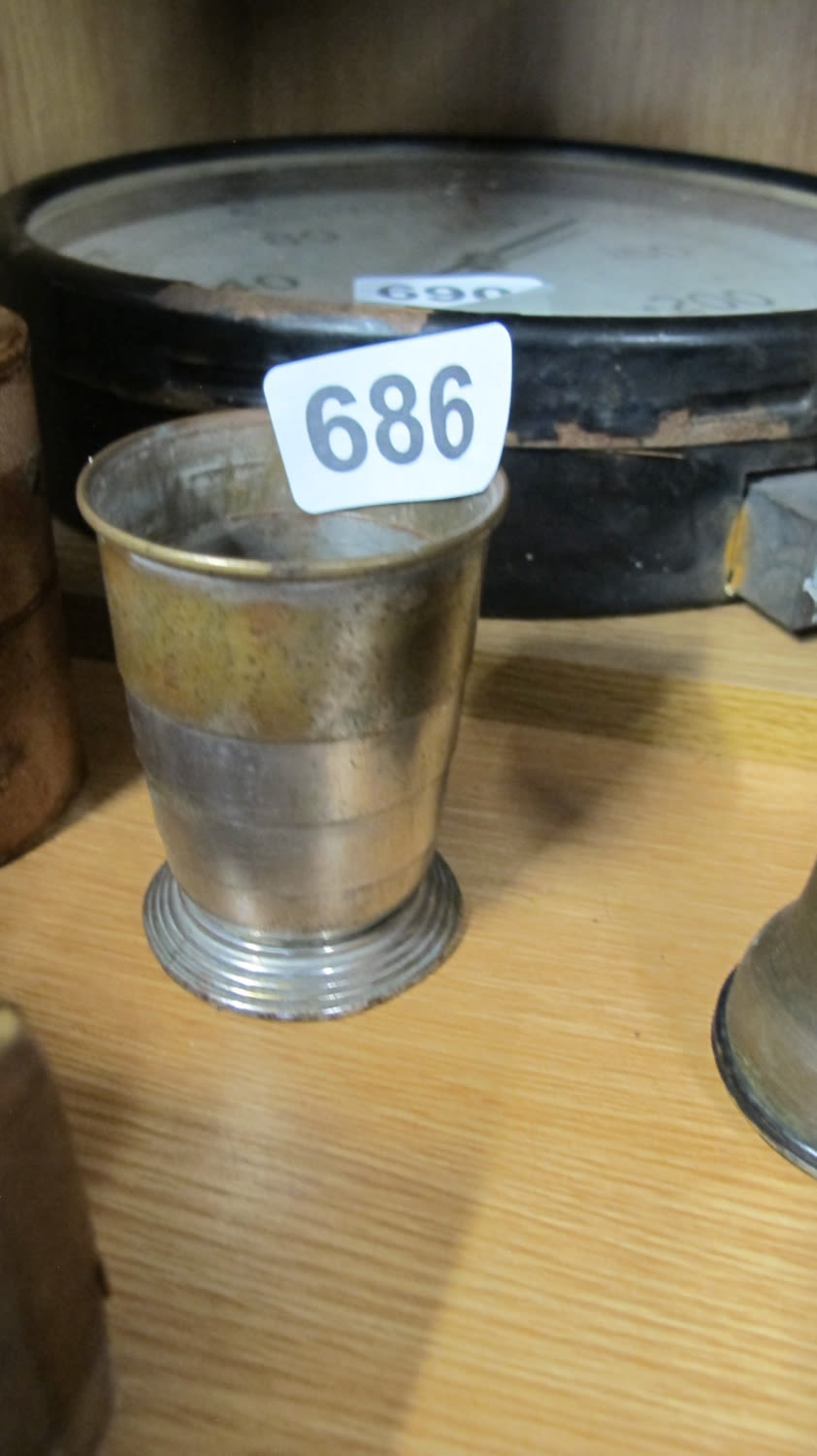 Lot 686: stirrup cup
