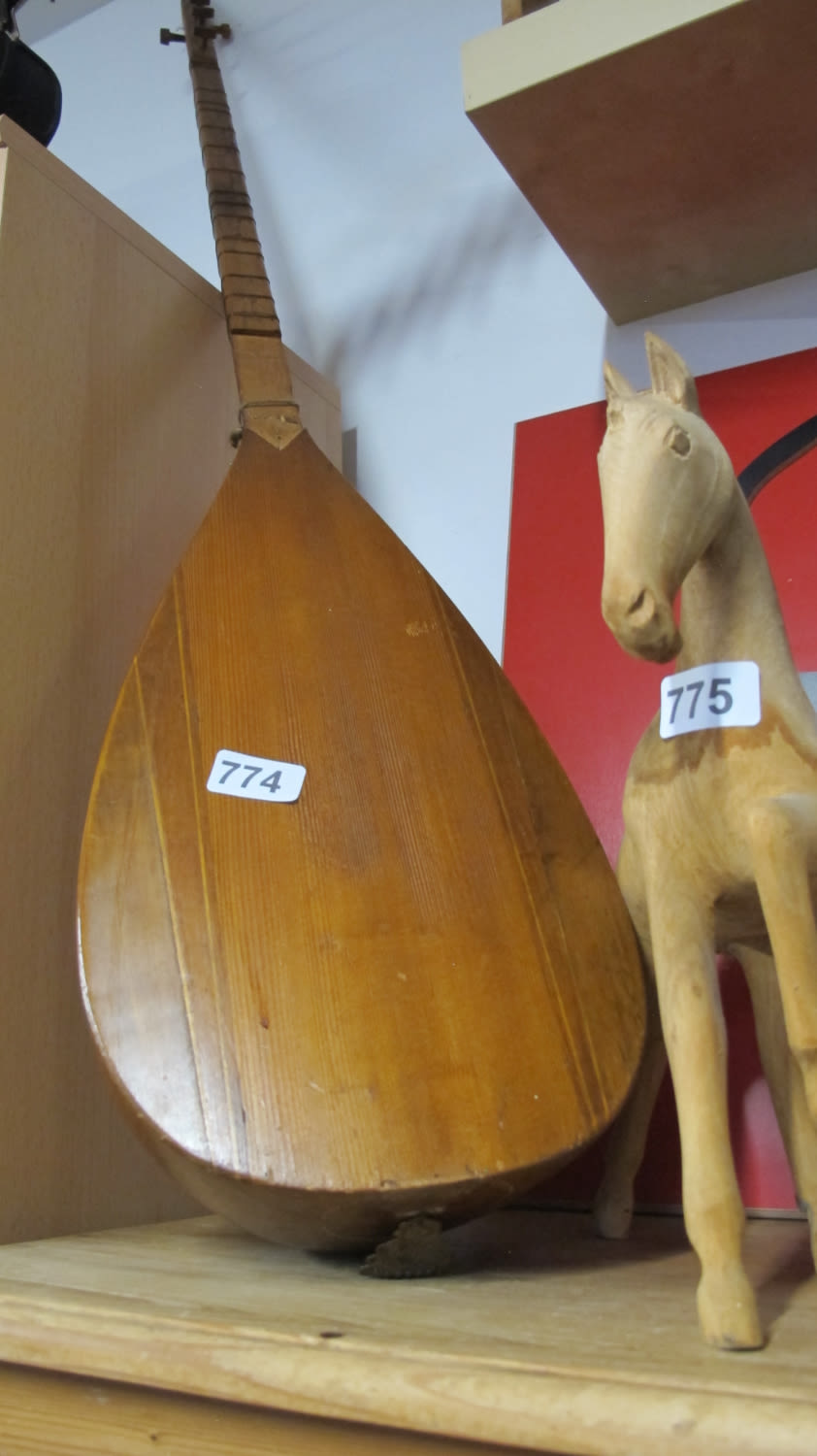 Lot 774: instrument