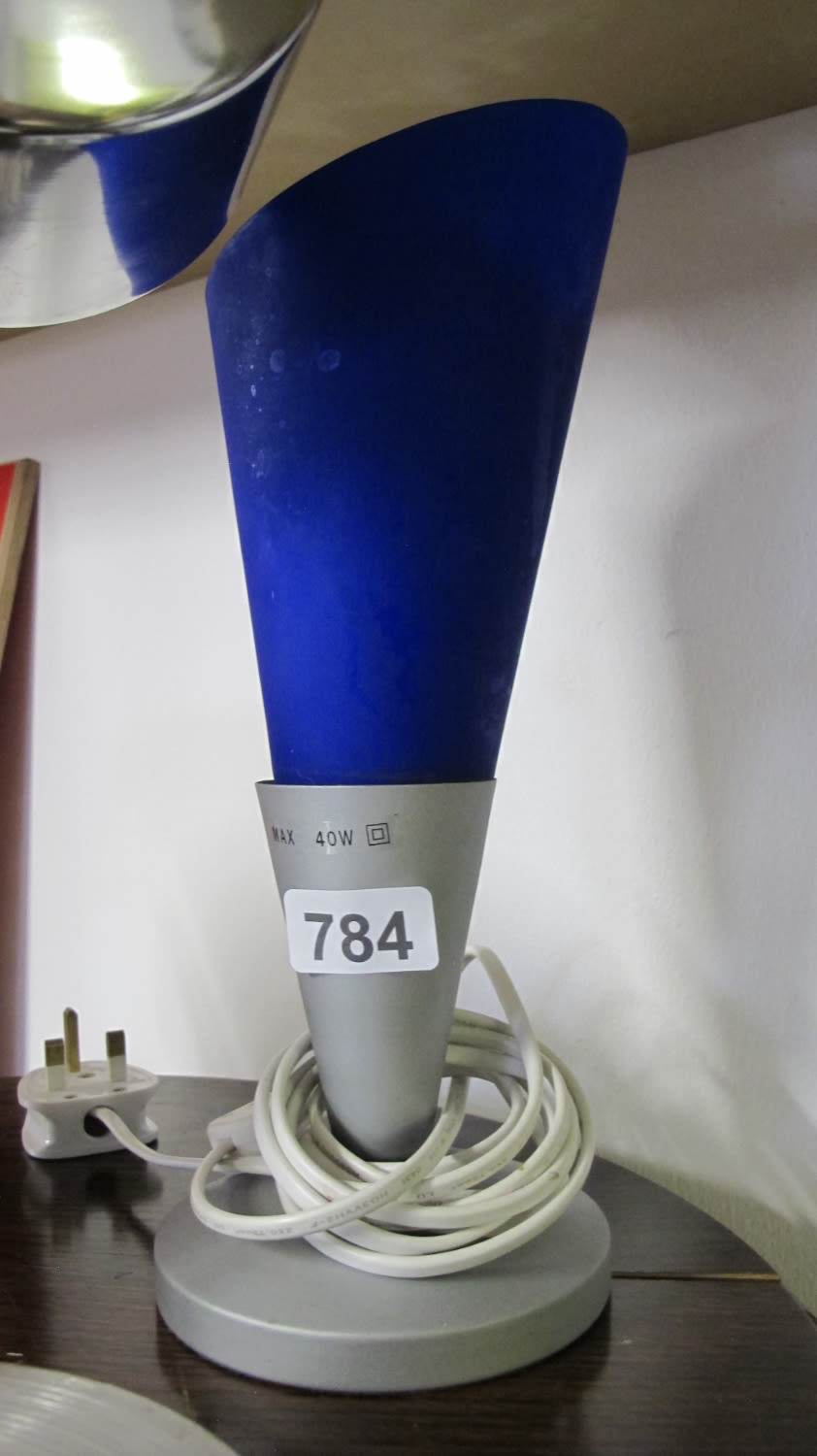 Lot 784: table lamp