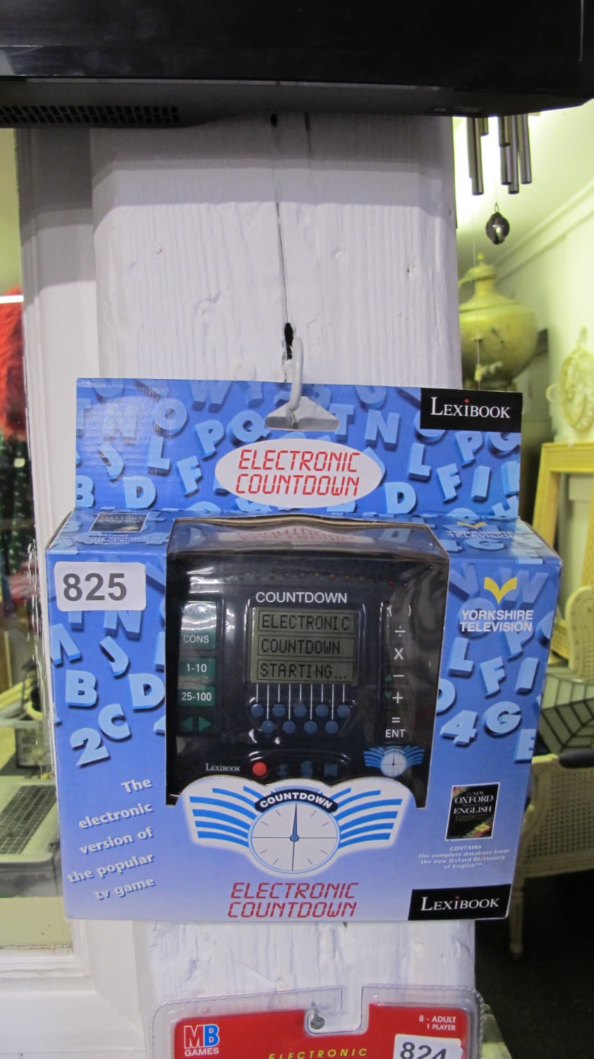 Lot 825: countdown electronic game