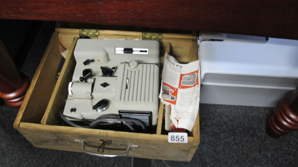Lot 855: eumig projector
