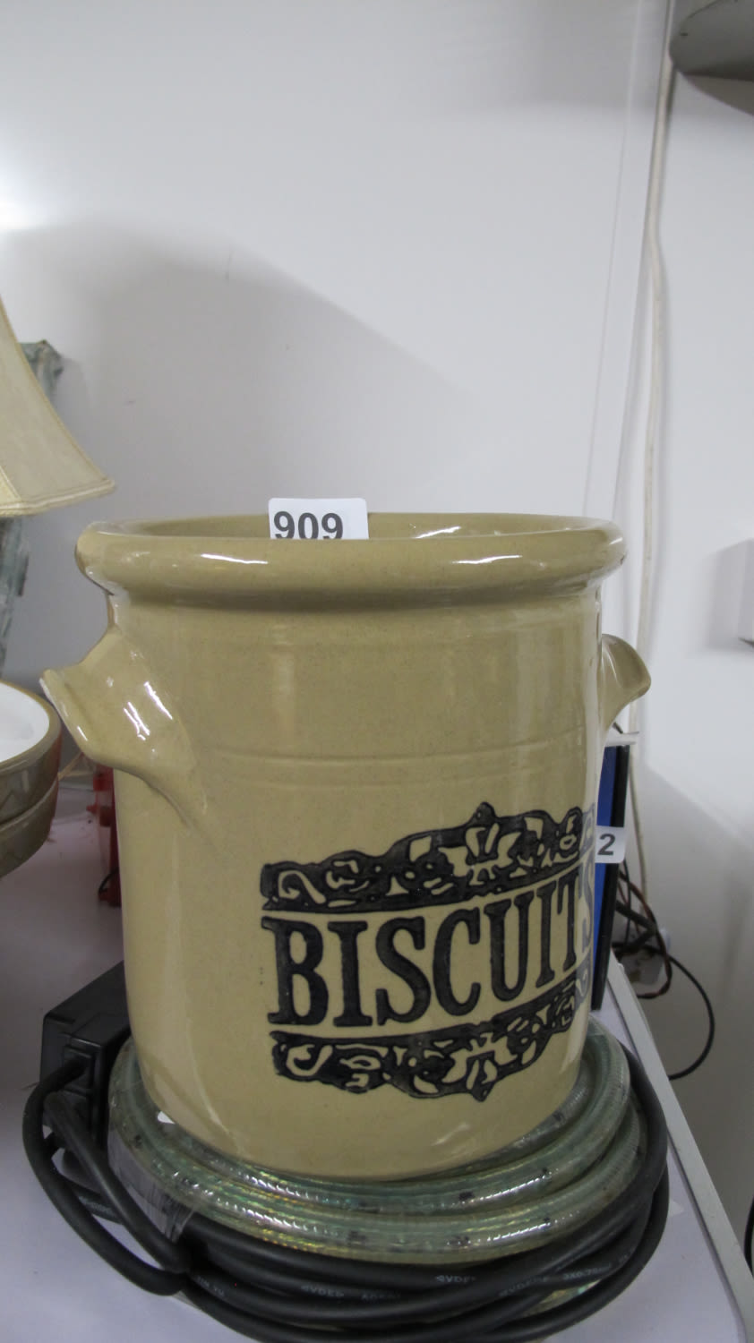 Lot 909: Large stone biscuit jar