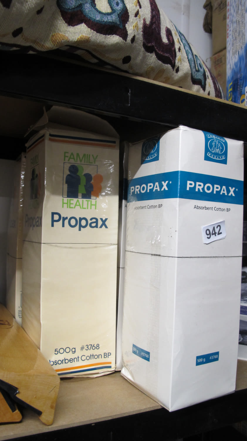 Lot 942: Propax medical gauze