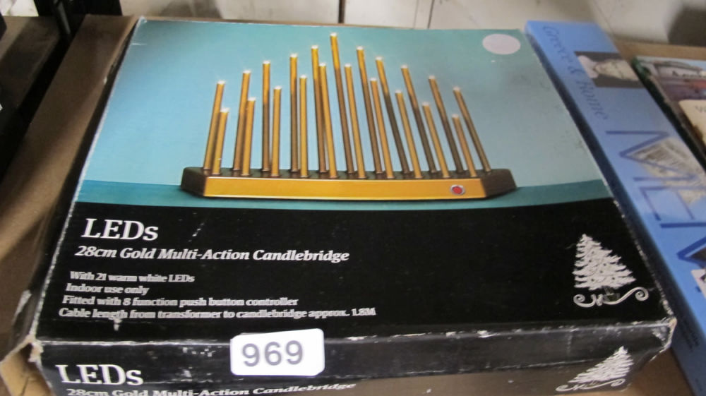Lot 969: LED light ornament
