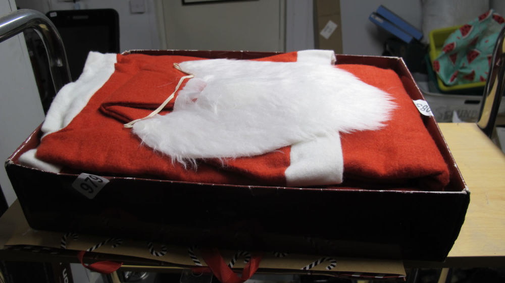 Lot 979: Santa costume