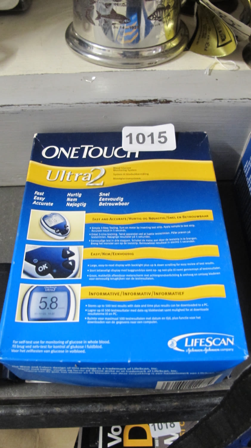 Lot 1015: Blood Glucose monitoring meter