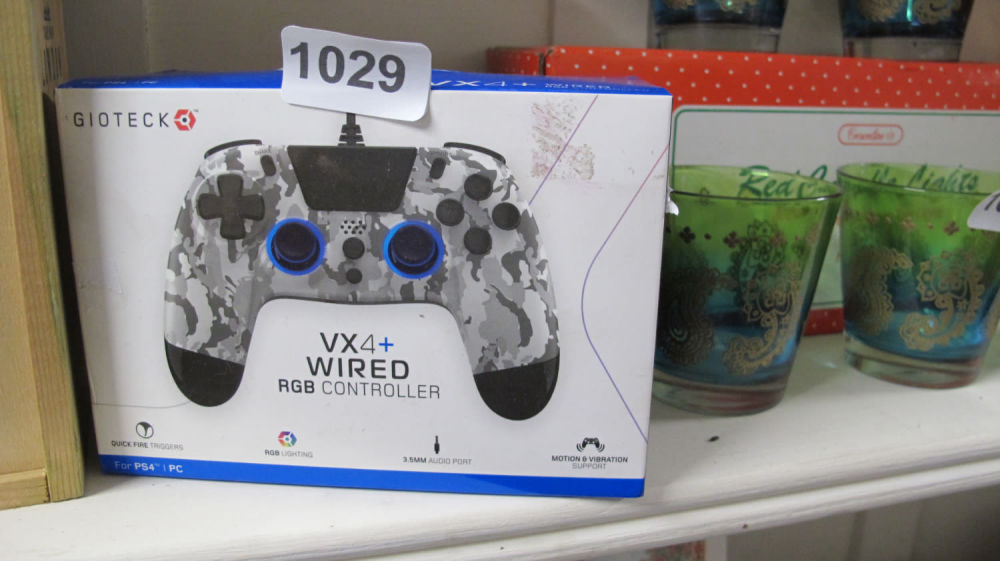 Lot 1029: Giotech wired hand controller