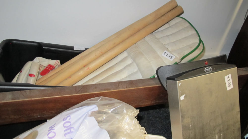 Lot 1135: Collection of cricket protection pads etc