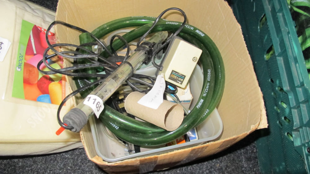 Lot 1165: bucket full of fish tank accessories