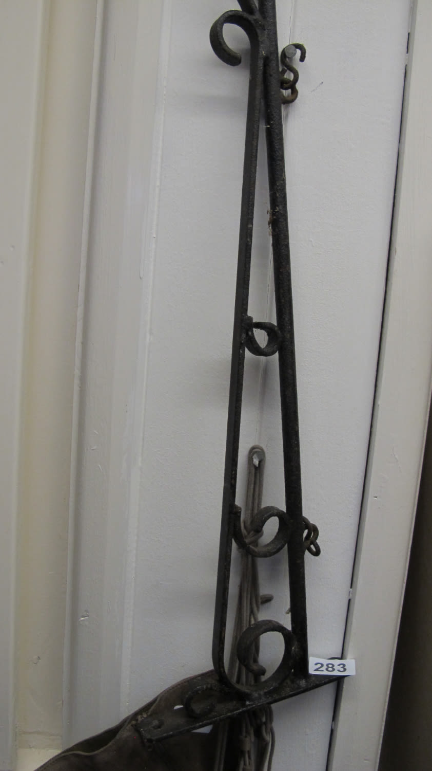 Lot 283: Large wall mounting hanging bracket