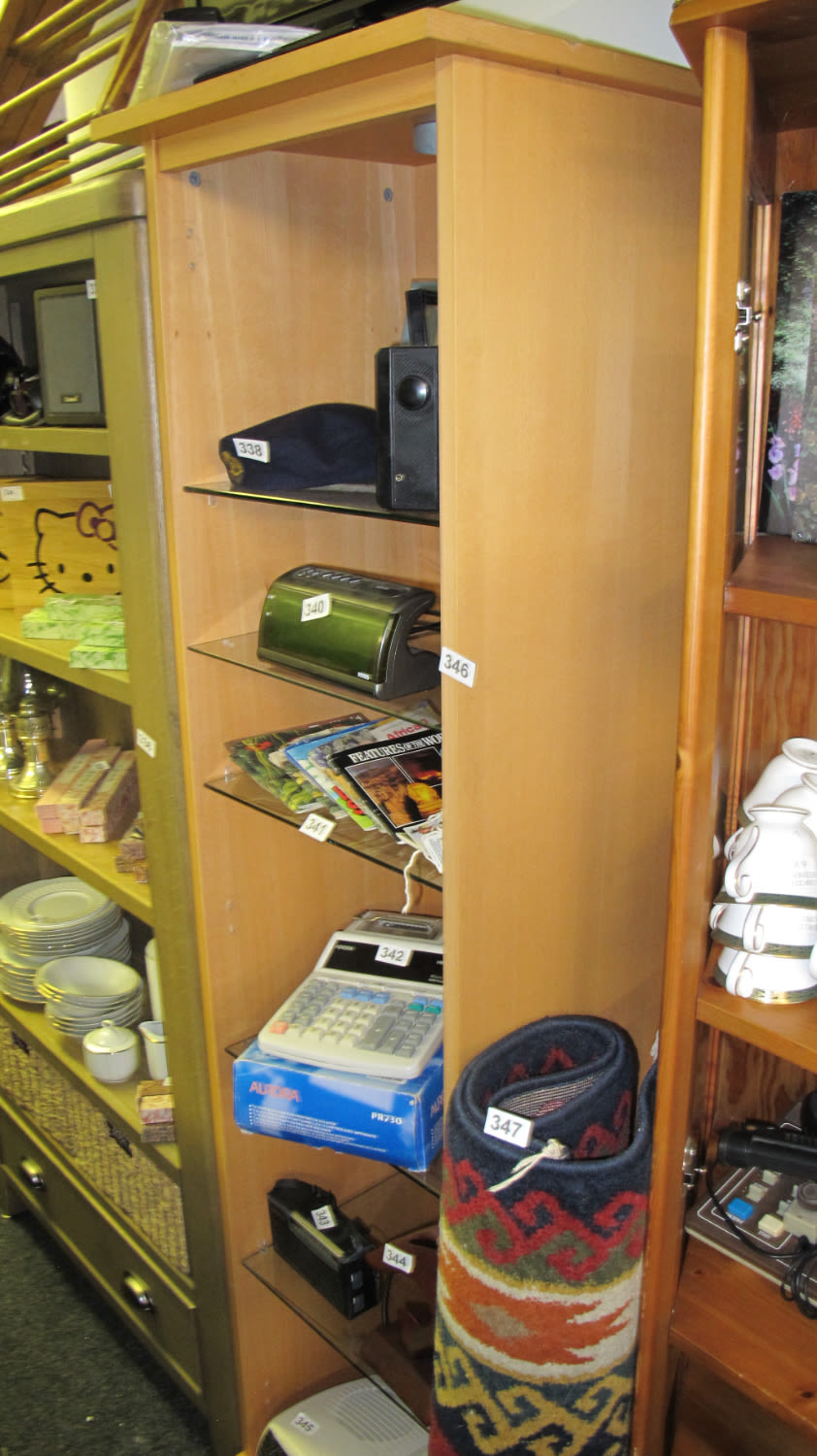 Lot 346: Display cabinet