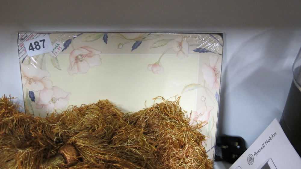 Lot 487: Placemats