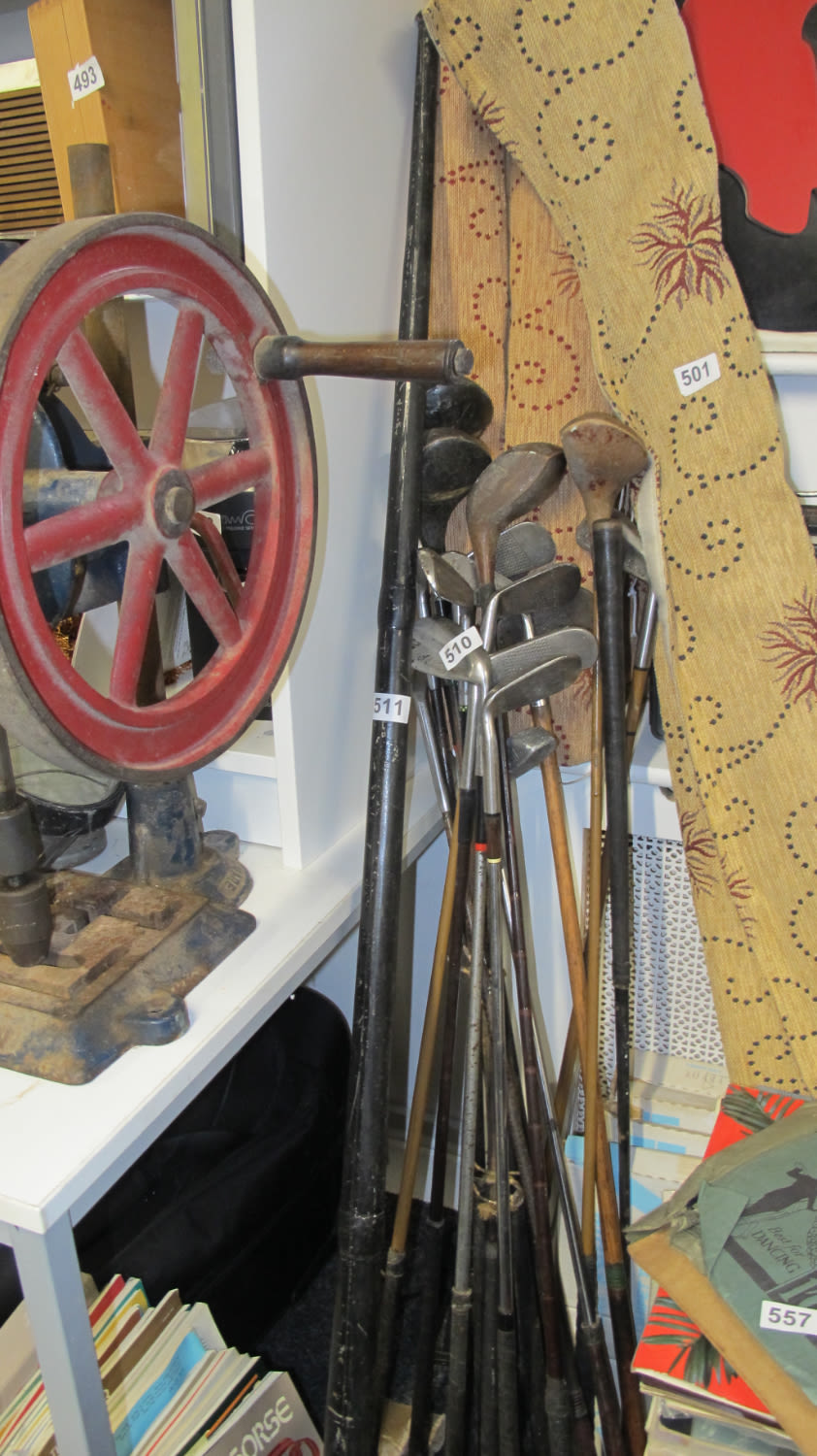 Lot 511: Very large pry bar