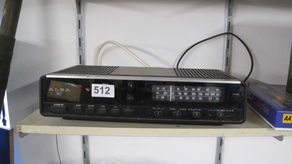 Lot 512: Alba alarm clock radio