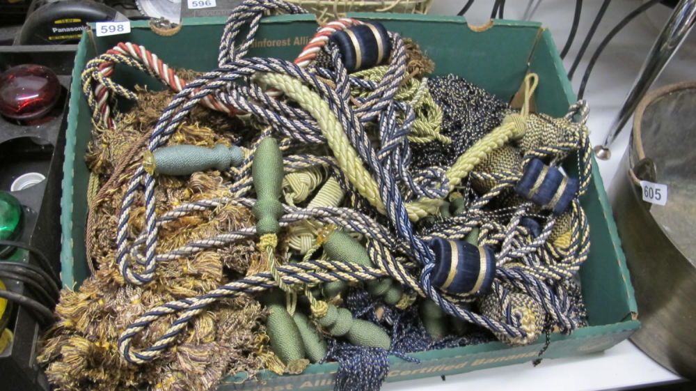 Lot 598: Good quality curtain tiebacks