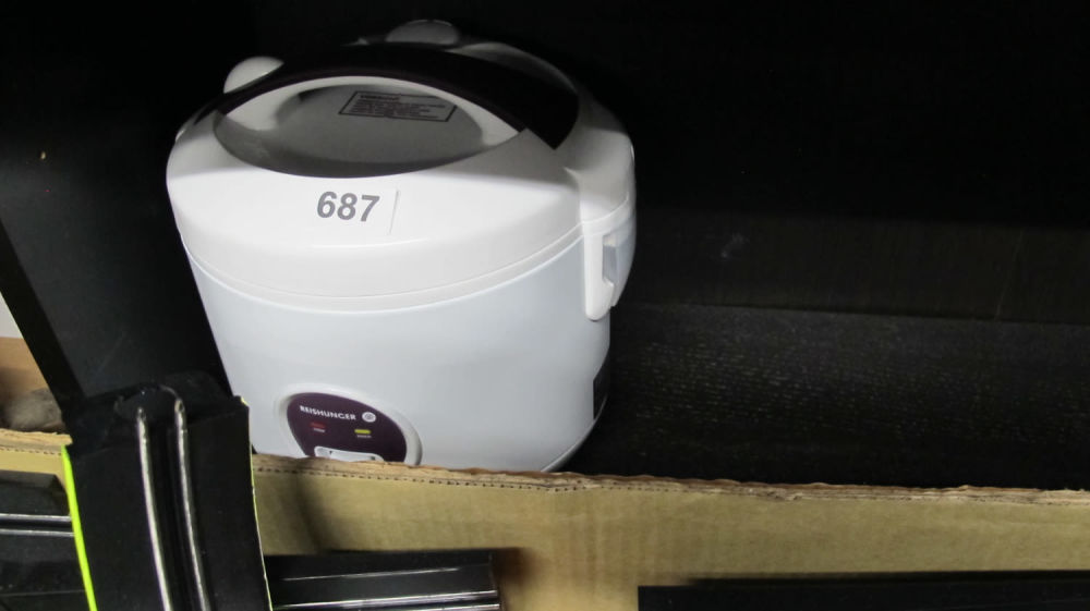 Lot 687: Rice cooker