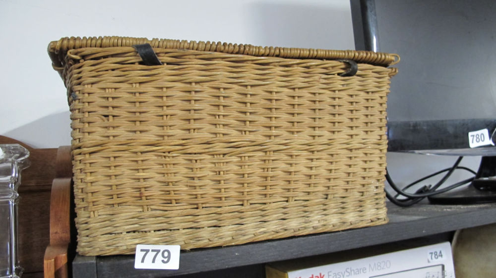 Lot 779: Wicker picnic basket