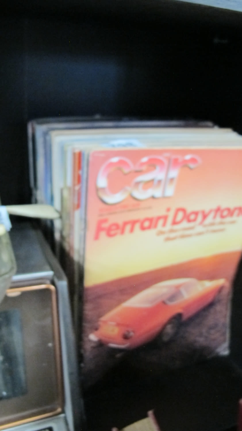 Lot 798: Vintage car magazines